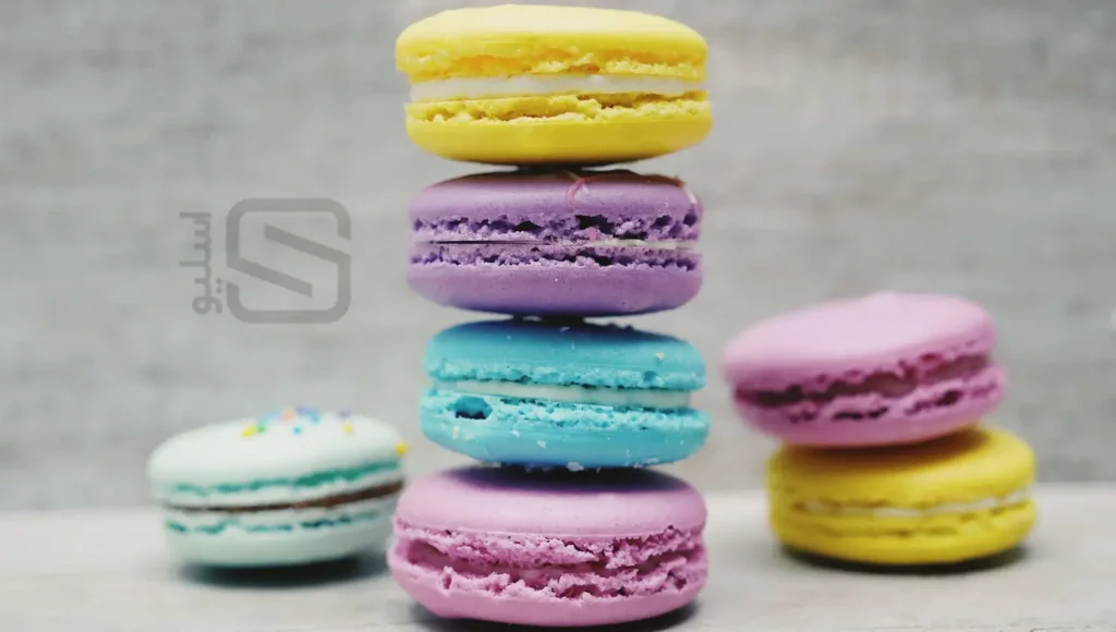 عکس شیرینی های رنگی که باید برای لاغری شکم و پهلو از مصرف آن ها خودداری کرد