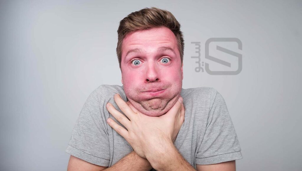 عکس تجربه کردن احساس خفگی توسط یک مرد