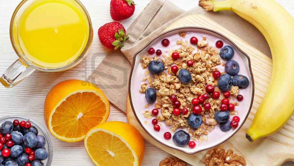 اوتمیل با میوه های خشک